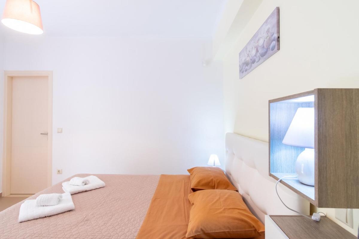 Panorama Apartment Apolpaina Bagian luar foto